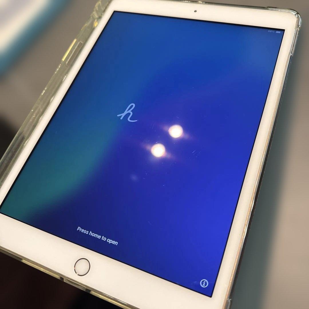 Apple iPad 第7世代　ペンシル付き