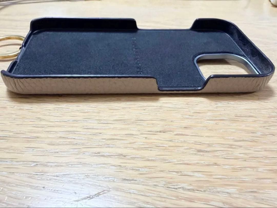 BONAVENTURA iPhone15ケース ショルダー付き