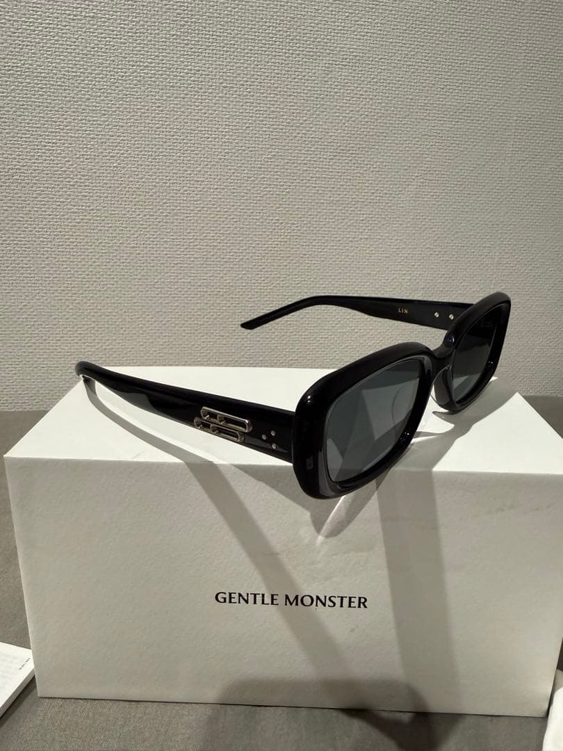GENTLE MONSTER LIN-01 ブラック サングラス