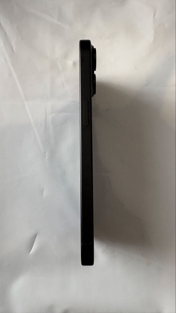 iPhone15 128GB ブラック SIMフリー 電池93% 箱付 小傷