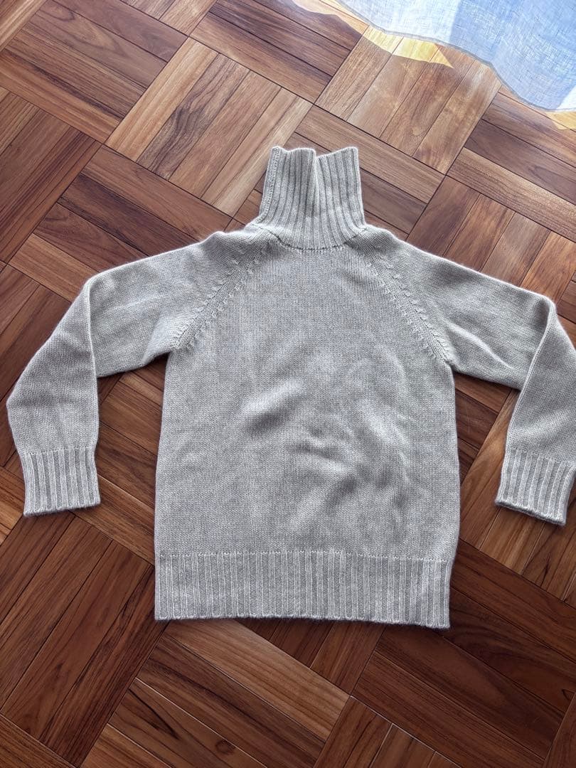 eleven2ndヤクオートミールタートルネック