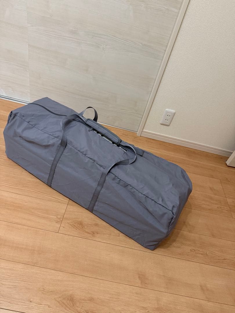 アップリカ　ココネルエアー グレー