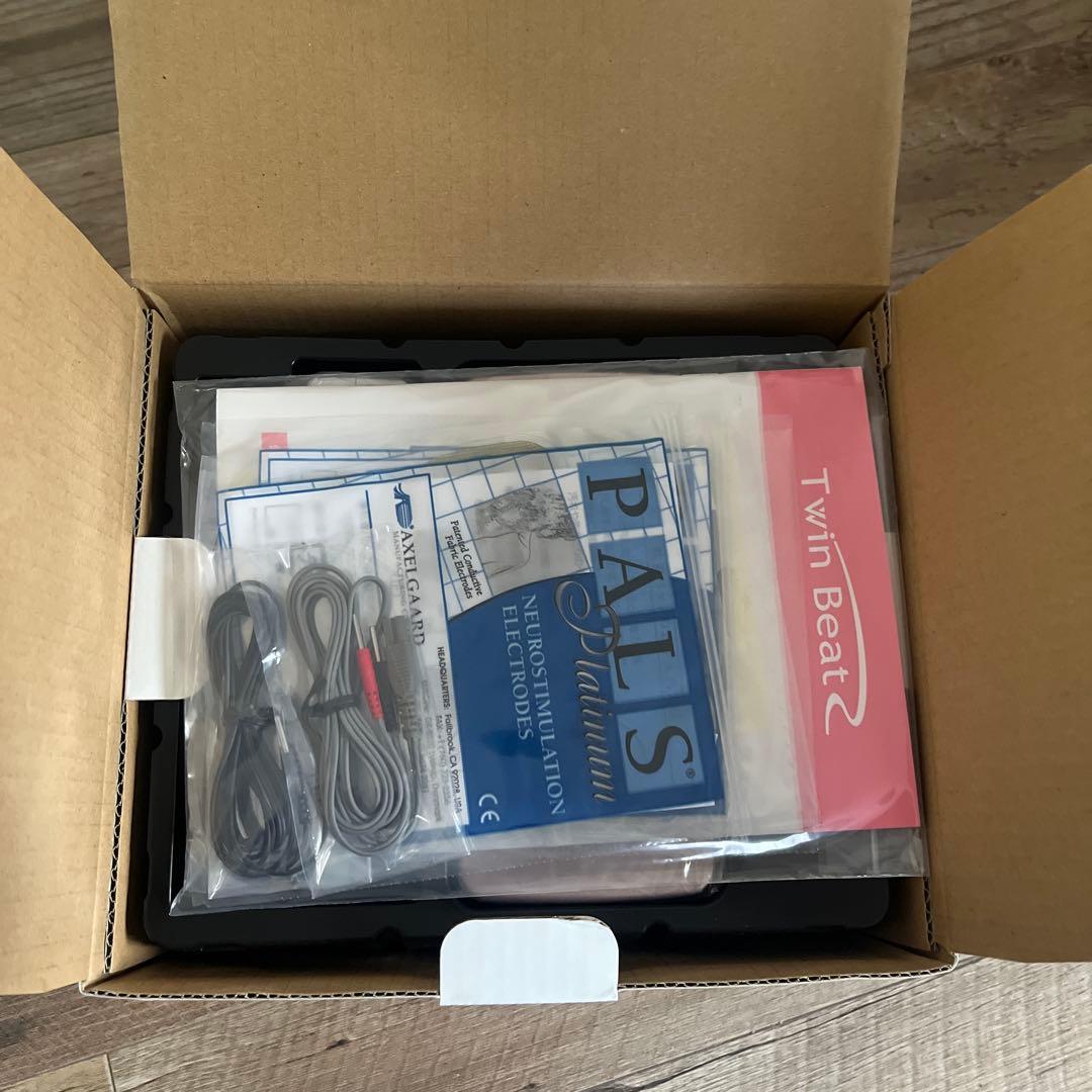 Twin Beat R EMS 美顔器　伊藤超短波