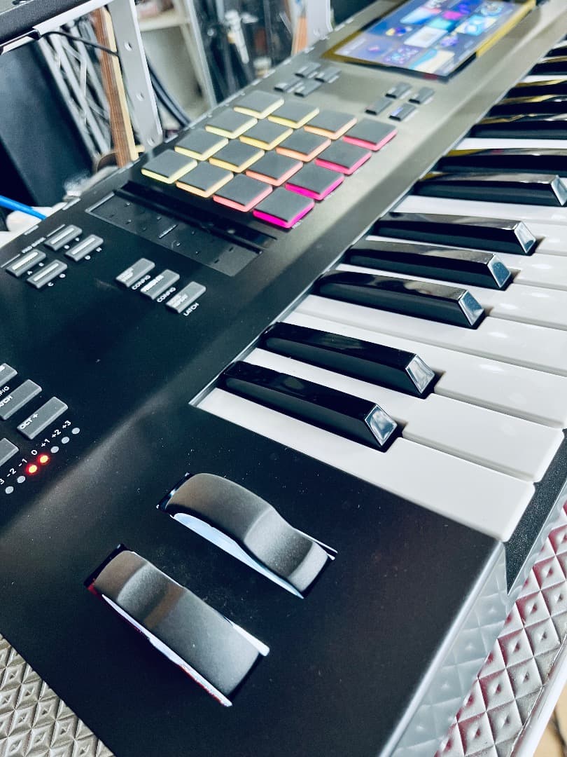 希少 AKAI MPC Key 61 生産完了品 即発送 サンプラー シンセ