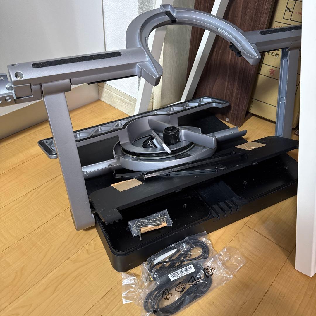 Wacom Cintiq Pro 24用 Wacom Ergo Stand