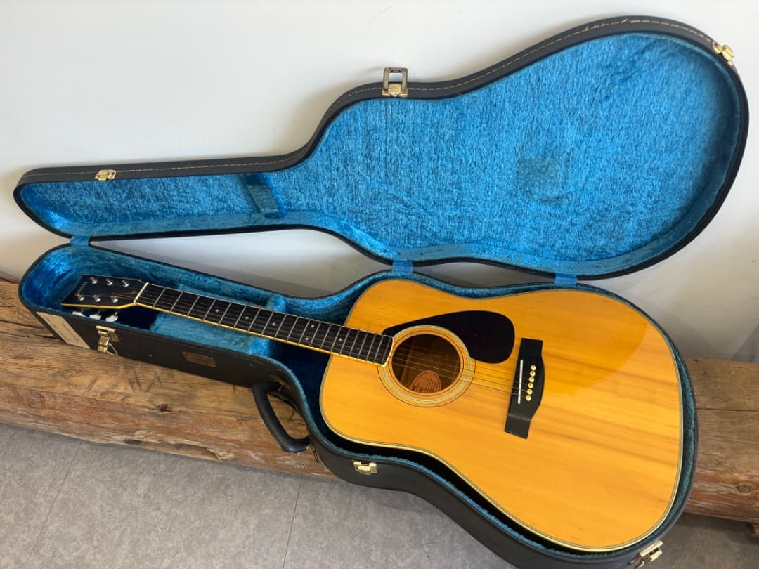 ギター YAMAHA FG-201