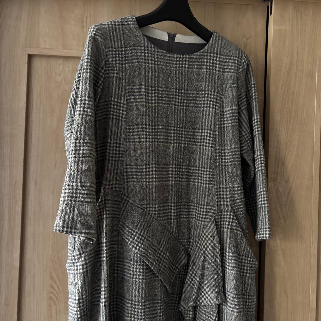 日本製　アコーレ　Le Fluy ワンピース