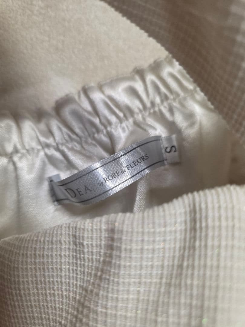 DEA. ディア オフショルリボンドレス