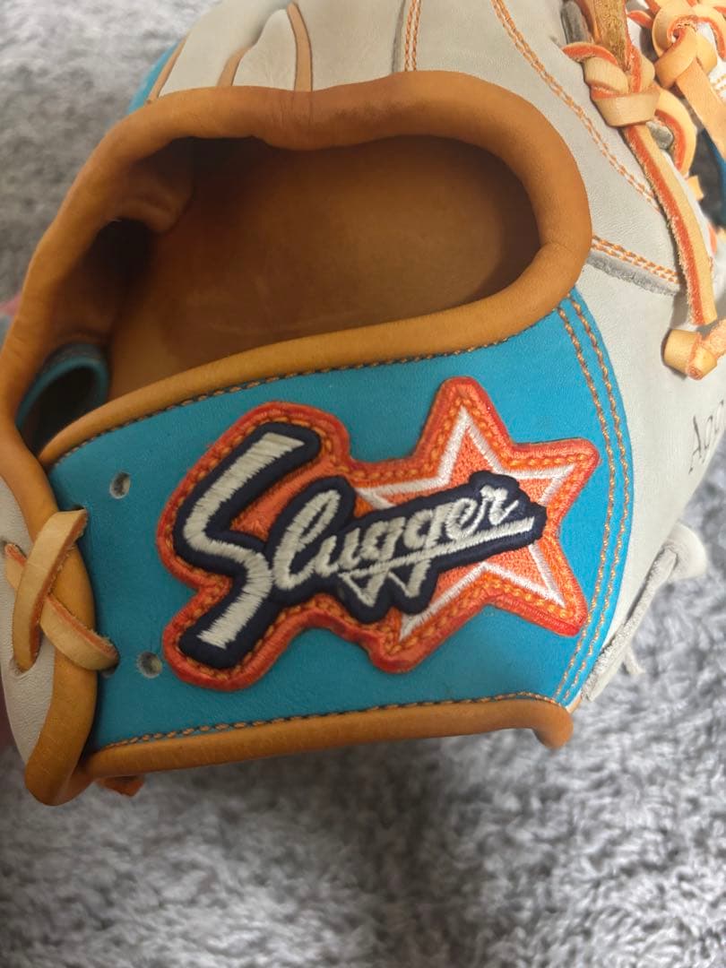 久保田 スラッガー オーダー 軟式　内野手用 ホワイト/ブルー/オレンジ