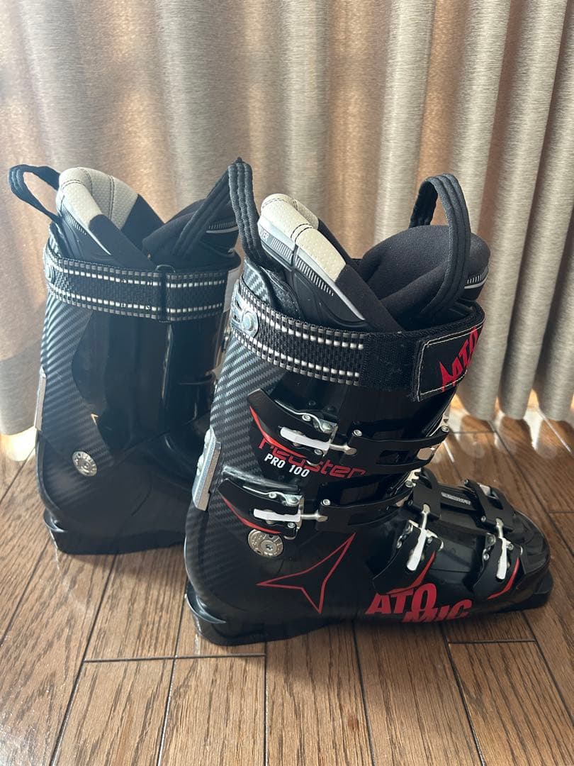 ATOMIC　redster スキー ブーツ ブラック/レッド