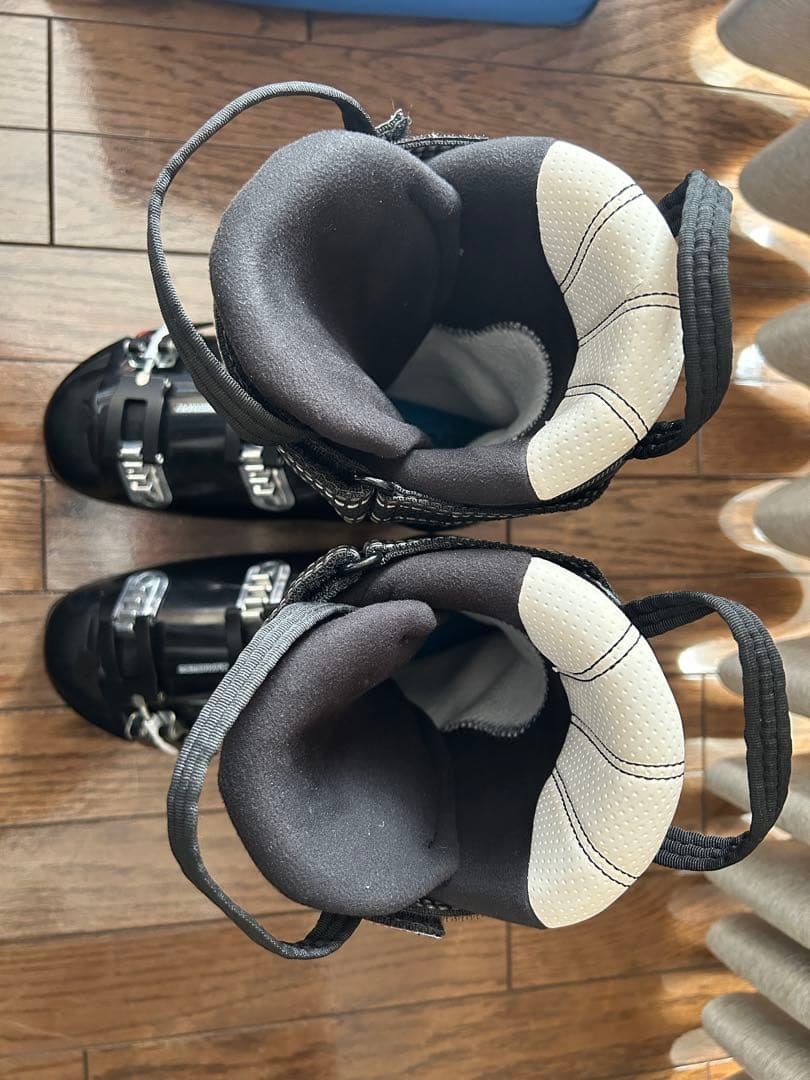 ATOMIC　redster スキー ブーツ ブラック/レッド