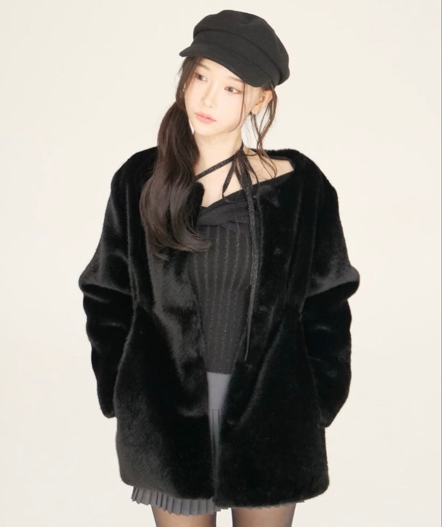 イロンyilon westmark eko far coat Black