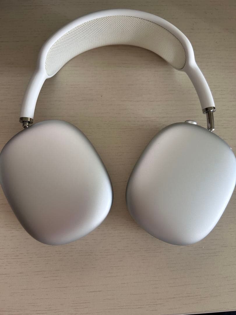 AirPods Max Lightning 本体