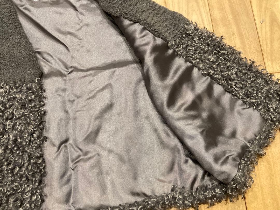 新品　未使用　パシオーネ　ベスト　エコファー　ボア　Vネック　ショート