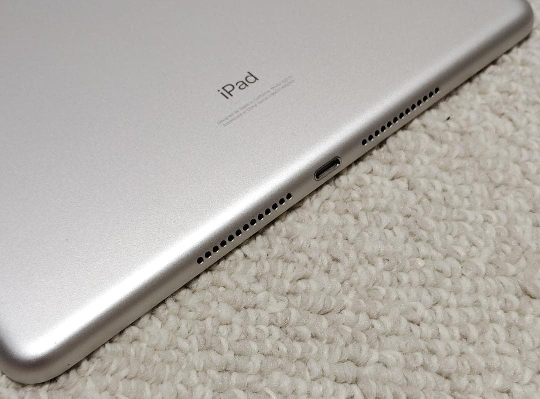 iPad 無印 第8世代 32GB