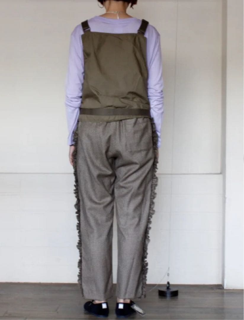 フリルサイドパンツ