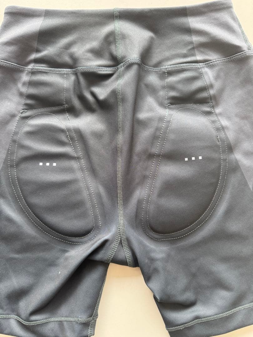 シックスパッド　ヒップフィット　Ｍサイズ