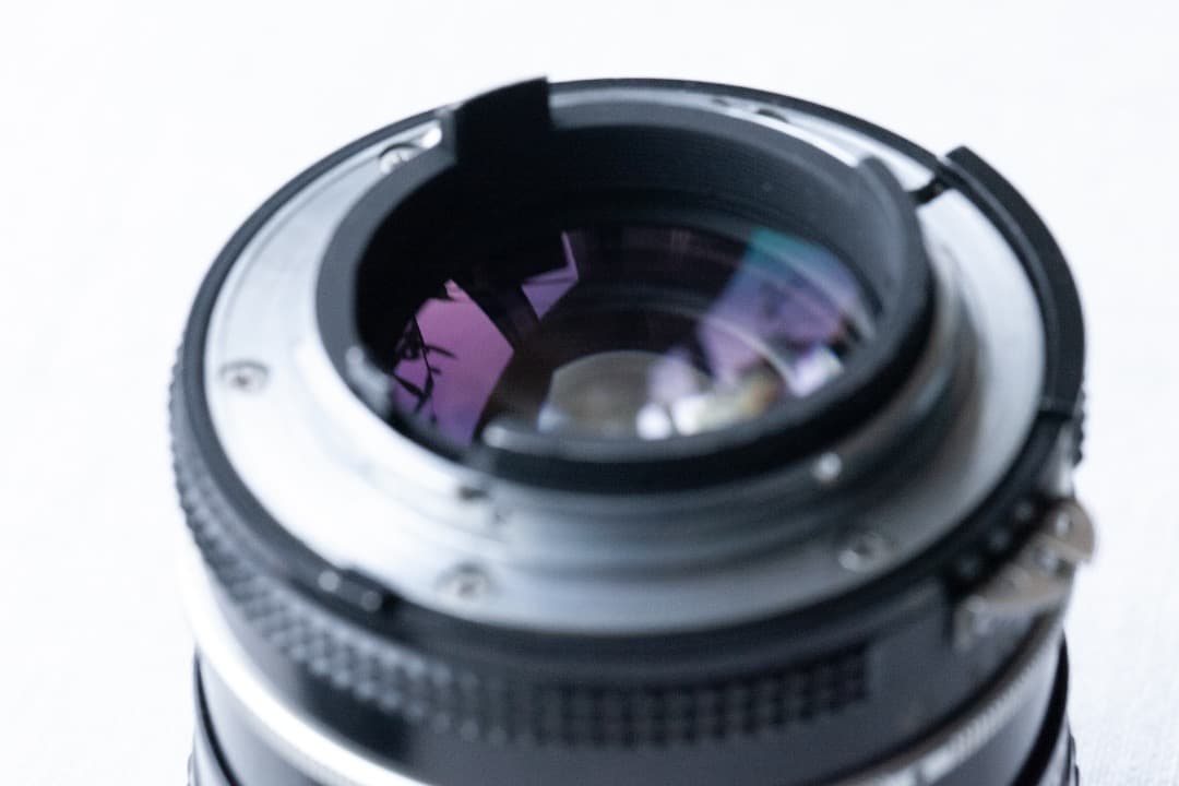 AI Nikkor 105mm F2.5 ベストセラー中望遠レンズ