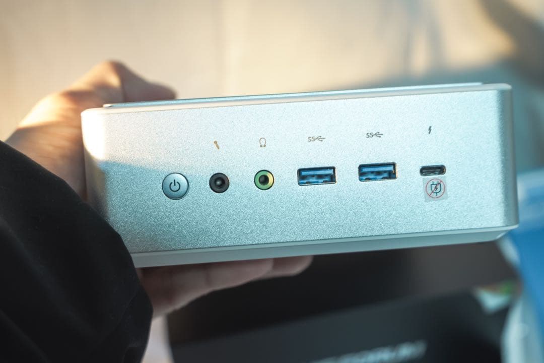 【特価中】MINISFORUM TH50 ミニPC 16GB 512GB