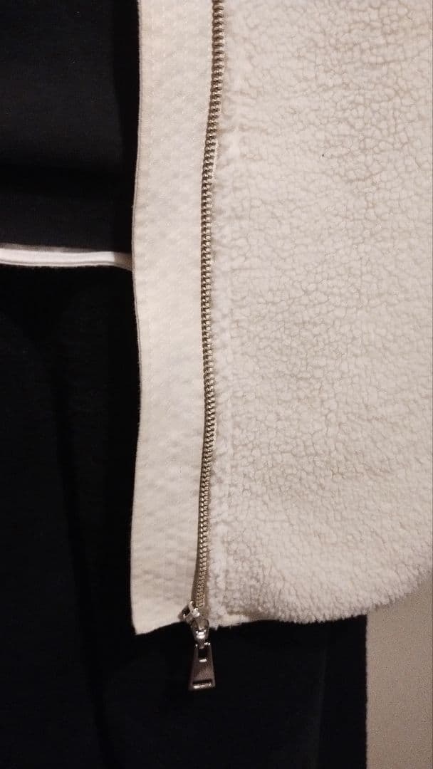 C6828 あったかモノトーンコーデ