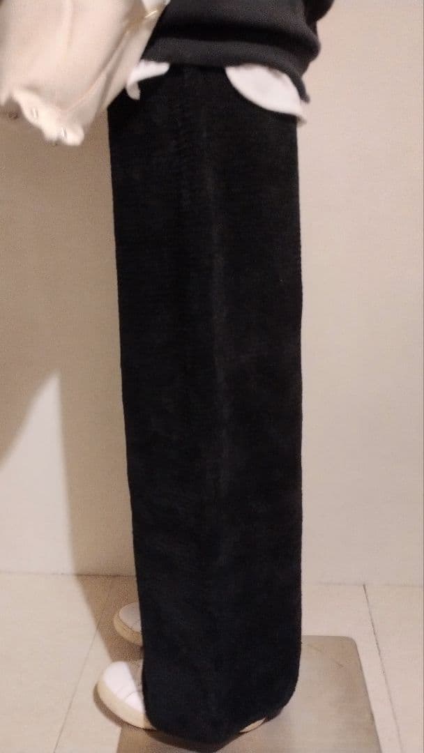 C6828 あったかモノトーンコーデ