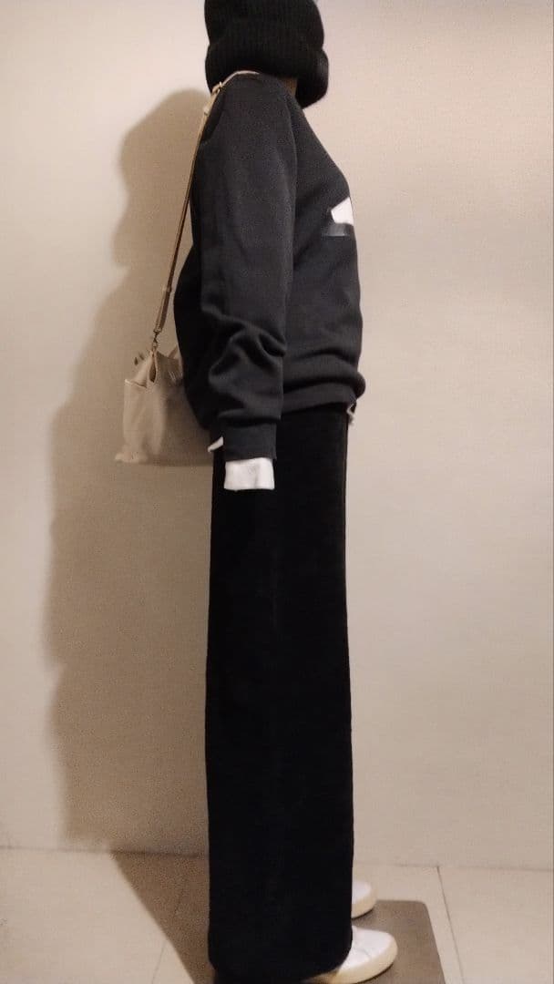 C6828 あったかモノトーンコーデ