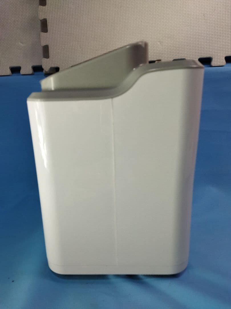 家庭用 小型酸素発生器 YY-11 未使用 通電OK 酸素濃縮器 難あり