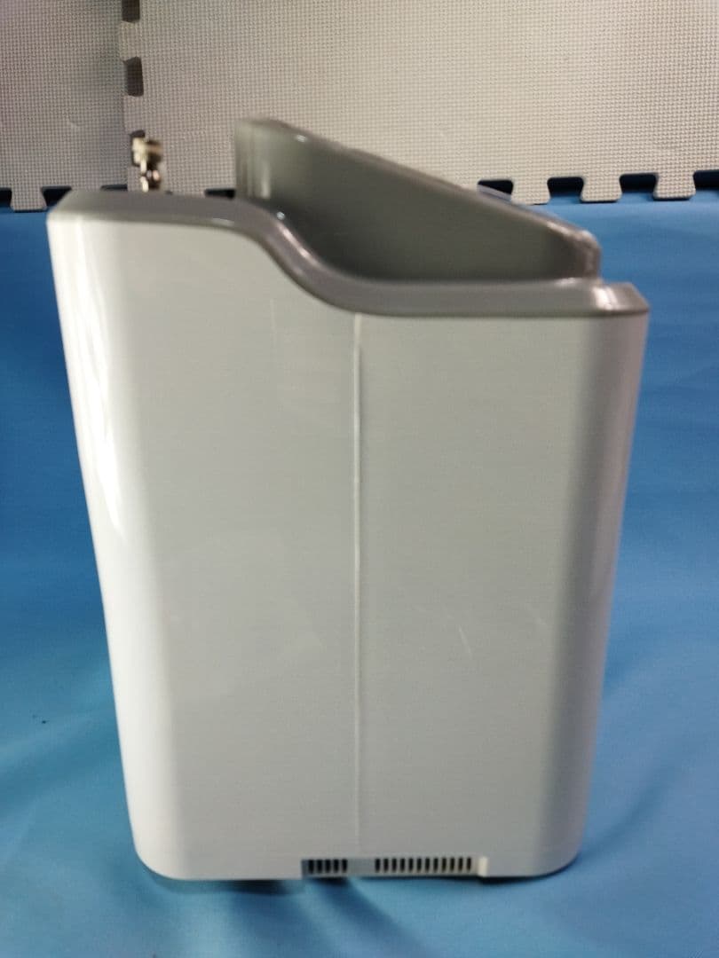 家庭用 小型酸素発生器 YY-11 未使用 通電OK 酸素濃縮器 難あり