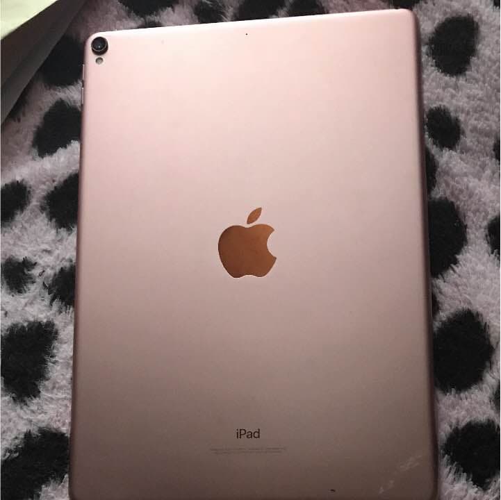 I pad pro 10.5 インチ