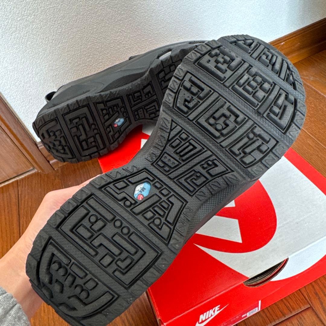 【美品】NIKE Air Max フェノメナ　22.5cm