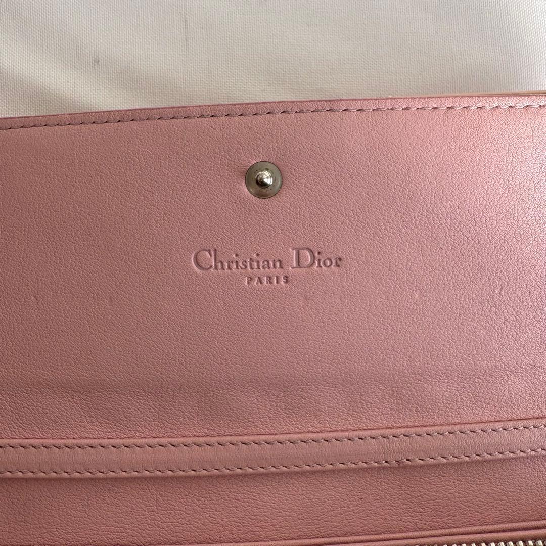 ④Dior ピンクベージュ パテントレザー 長財布