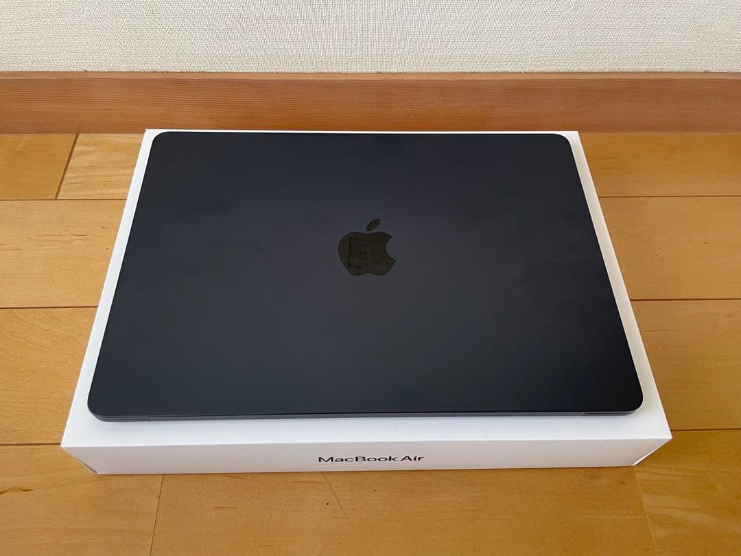 Apple M2 13インチMacBook Air ミッドナイト+おまけ有り
