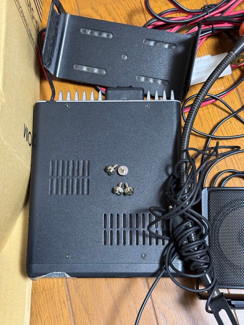 アマチュア無線機ICOMID-5100