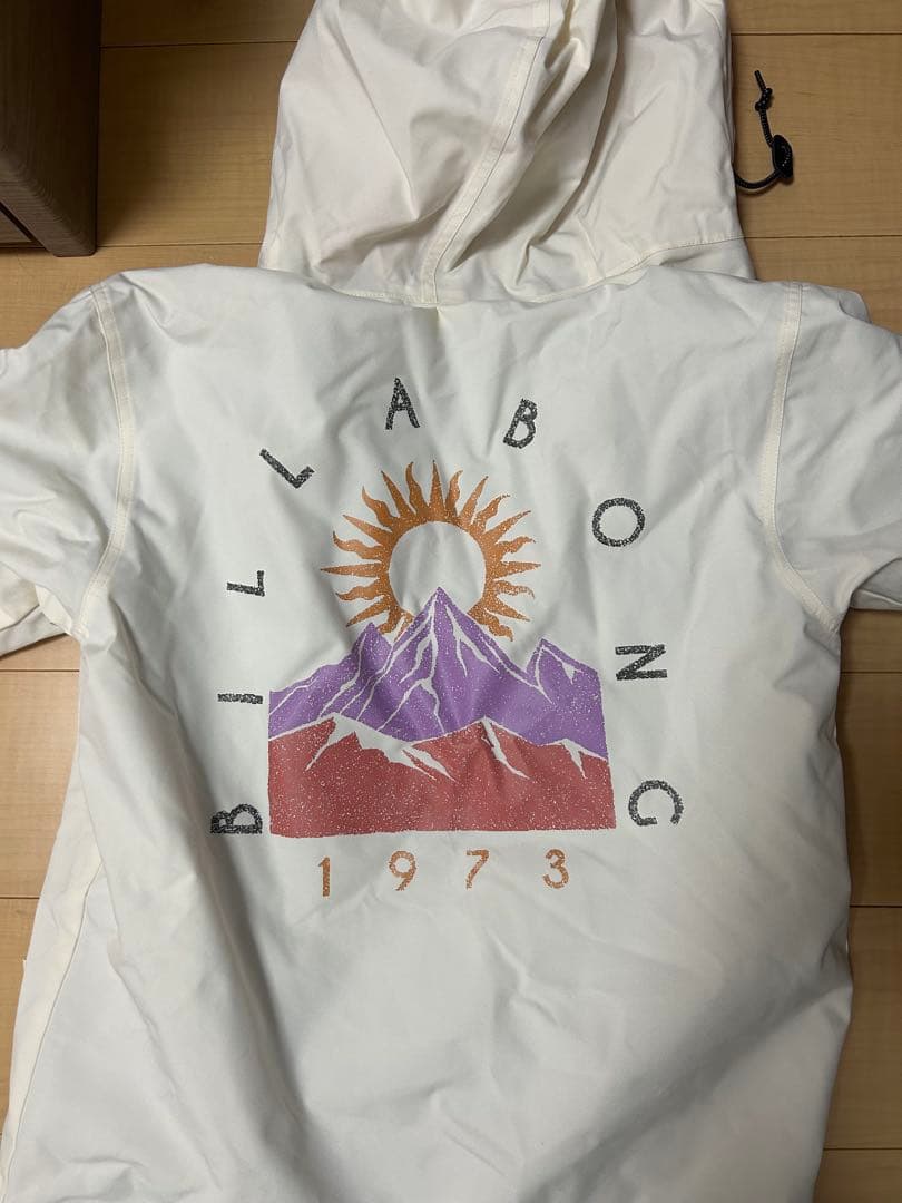 ホワイト スノーボードウェア 女性用