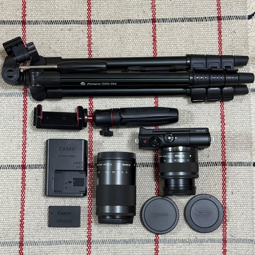 canon eos m100 ミラーレス一眼　デジカメ　ブラック