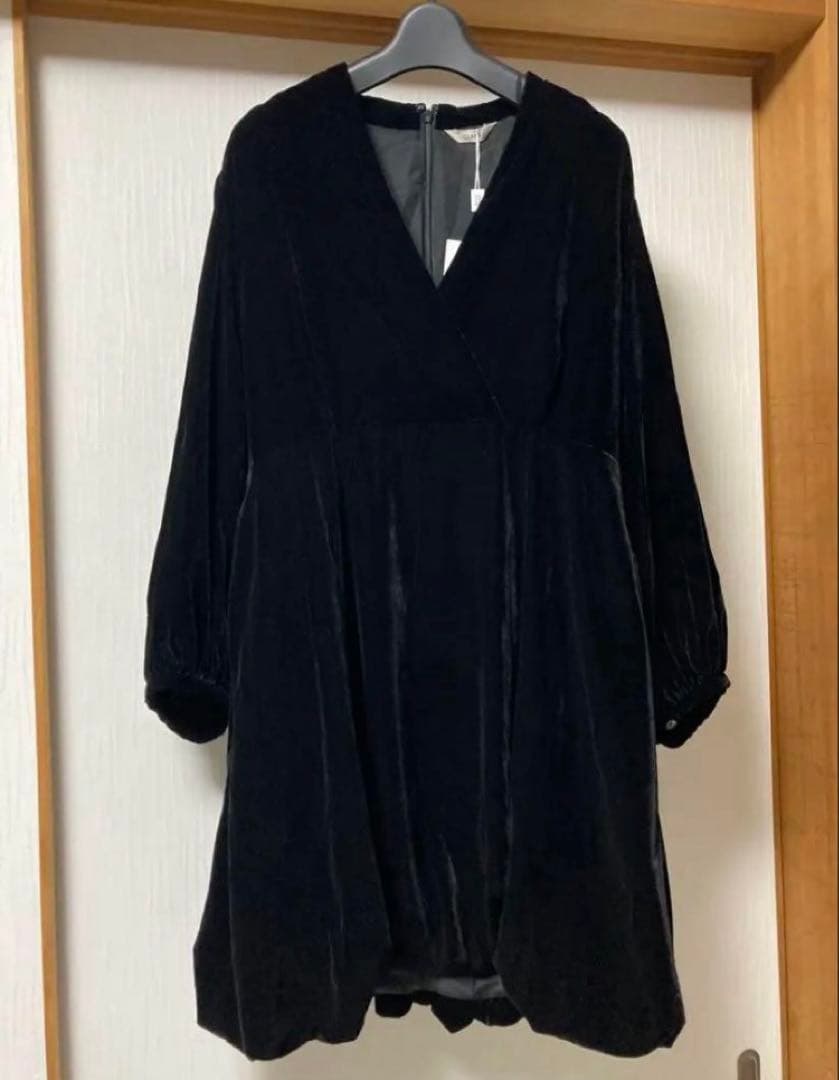 新品タグ付 CLANE VELOR BALLOON MINI ONEPIECE