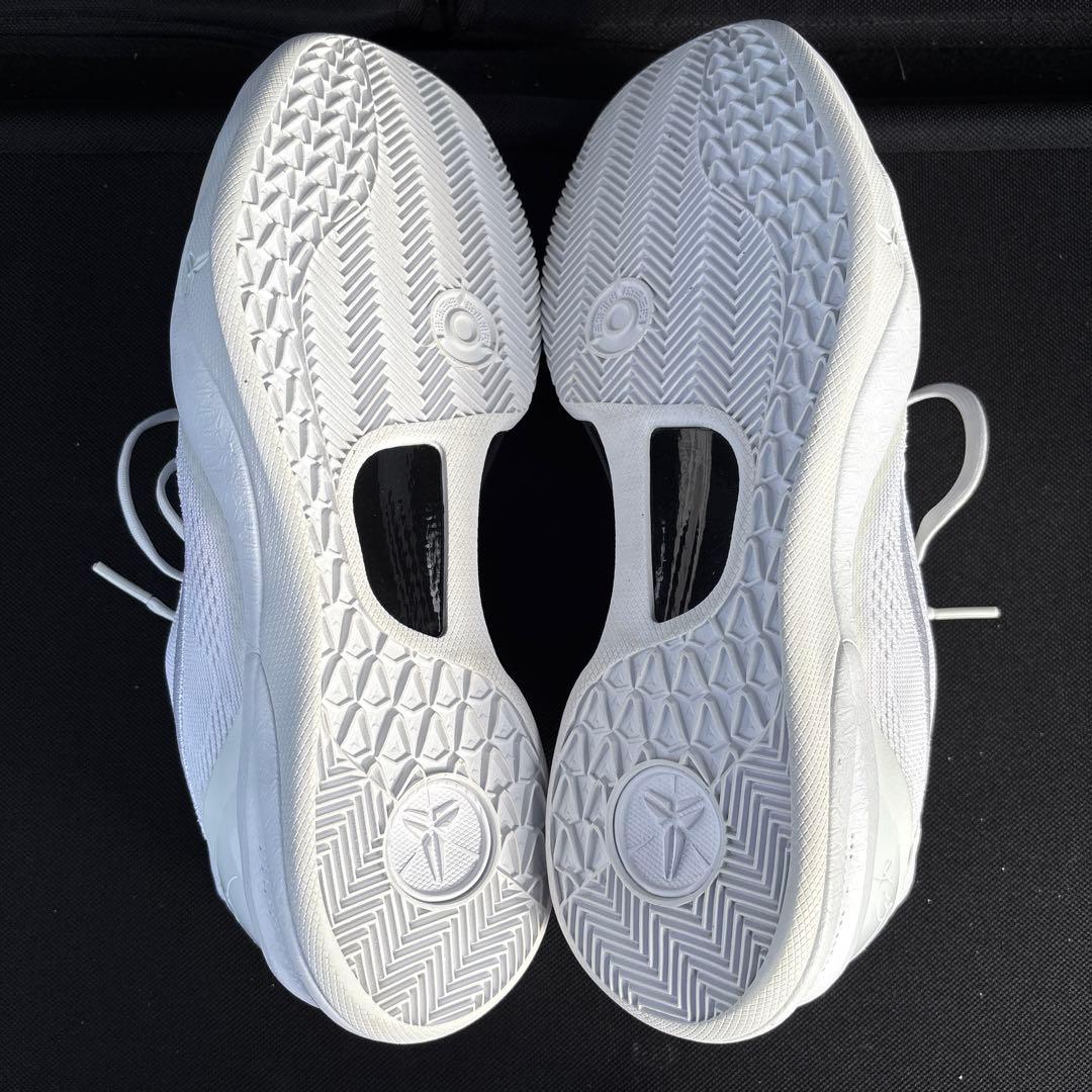 シューズ(男性用) NIKE KOBE8 halo