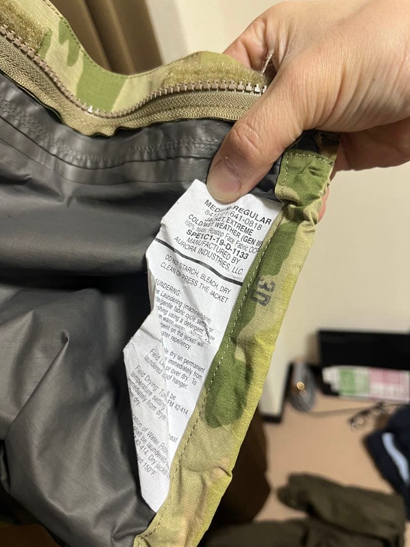 米軍 ミリタリージャケット ECWCS GEN3 LEVEL6 GOR
