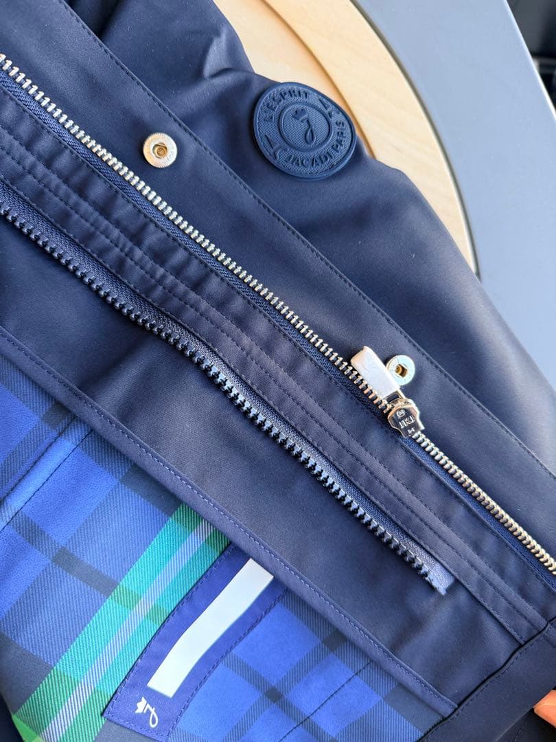 新品タグ付け　Jacadi 25秋冬新作 ジャカディ3wayウィンドブレーカー