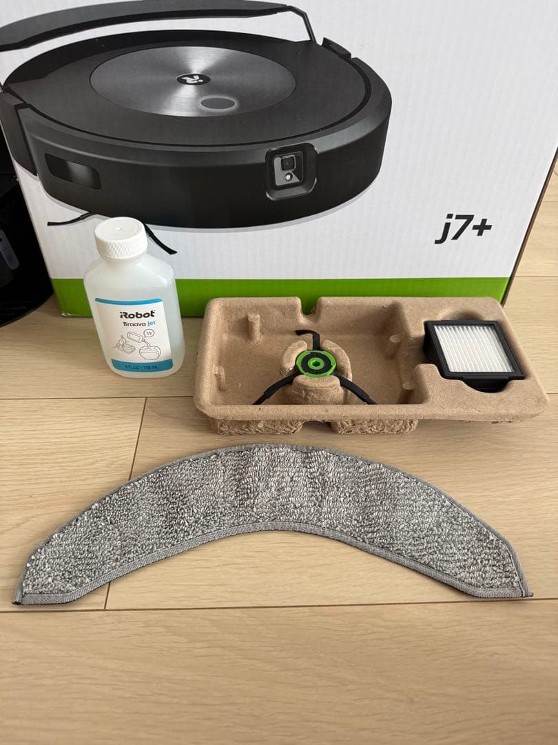 iRobot Roomba Combo j7+ 本体