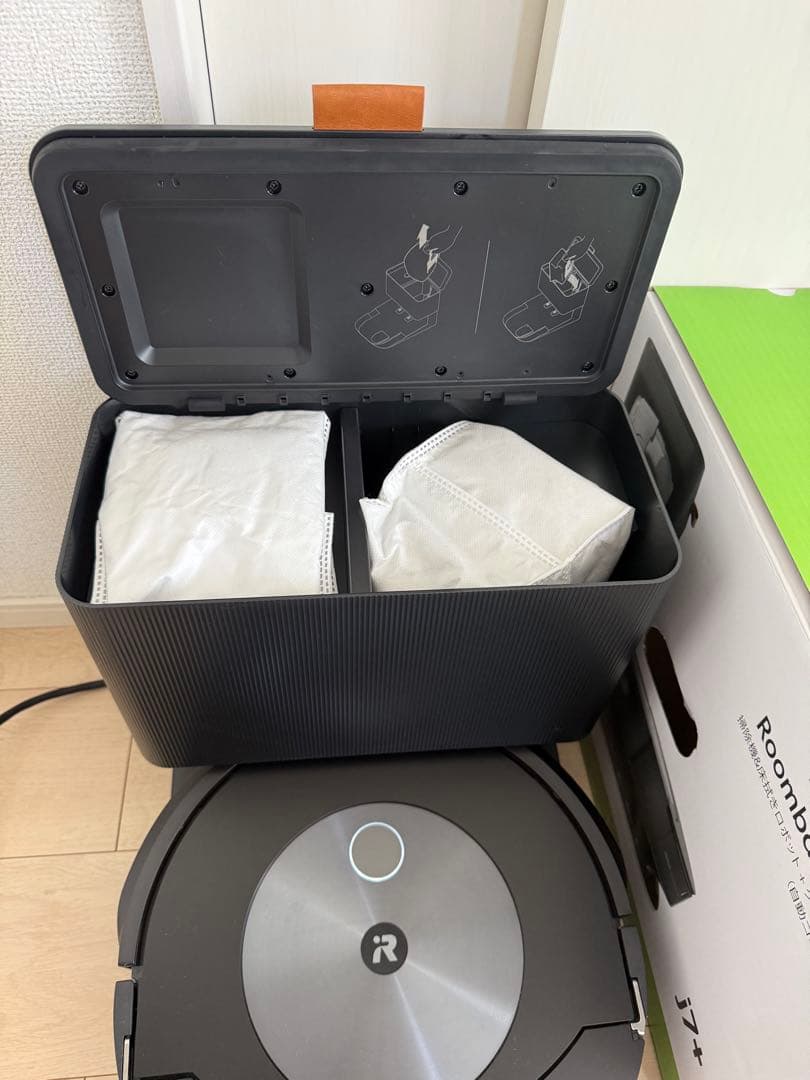 iRobot Roomba Combo j7+ 本体