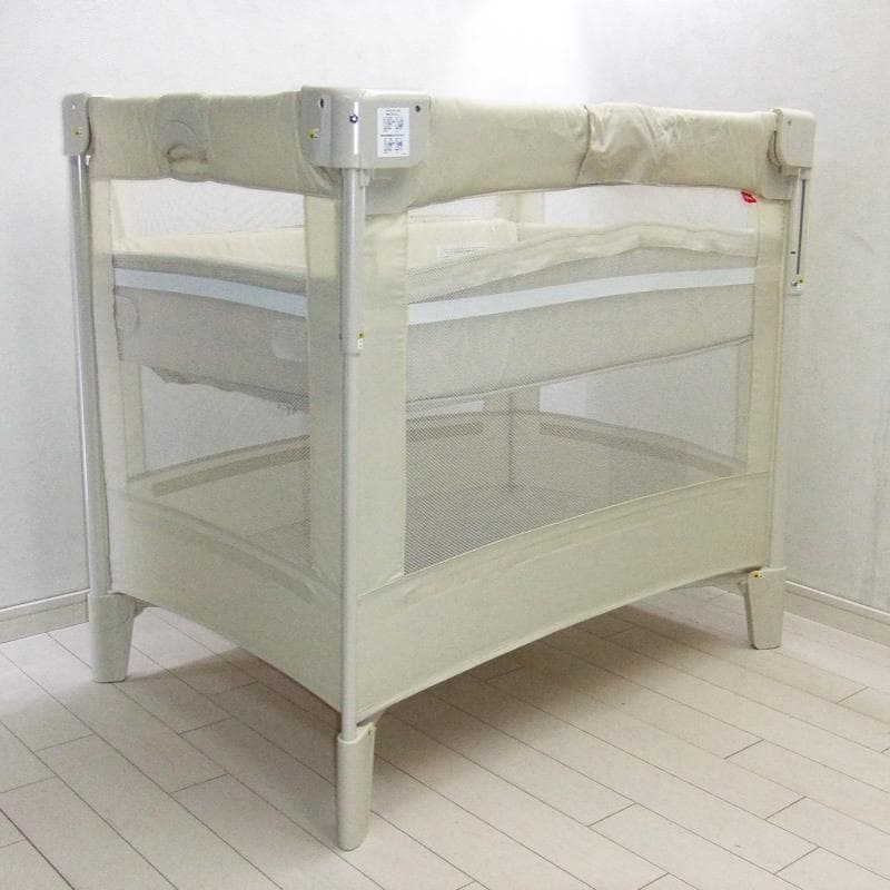 綺麗 ベビーベッド アップリカ ココネルエアー aprica COCONEL
