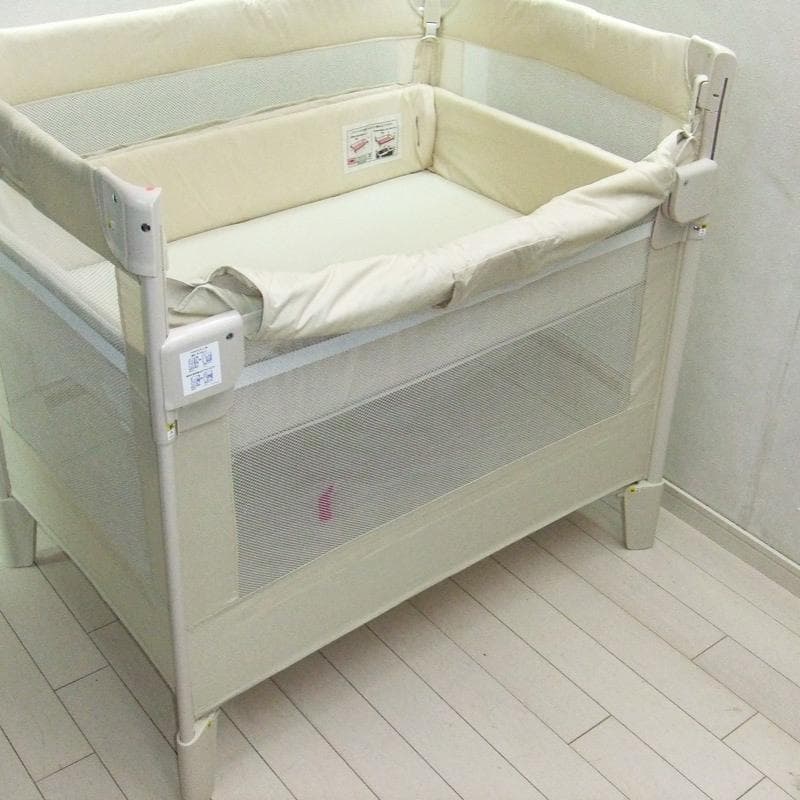 綺麗 ベビーベッド アップリカ ココネルエアー aprica COCONEL