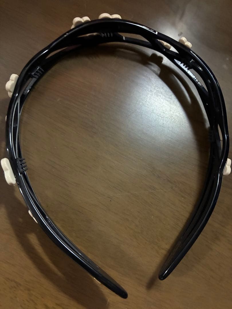 アレクサンドルドゥパリ　モノトーンフラワーモチーフ カチューシャ　新品