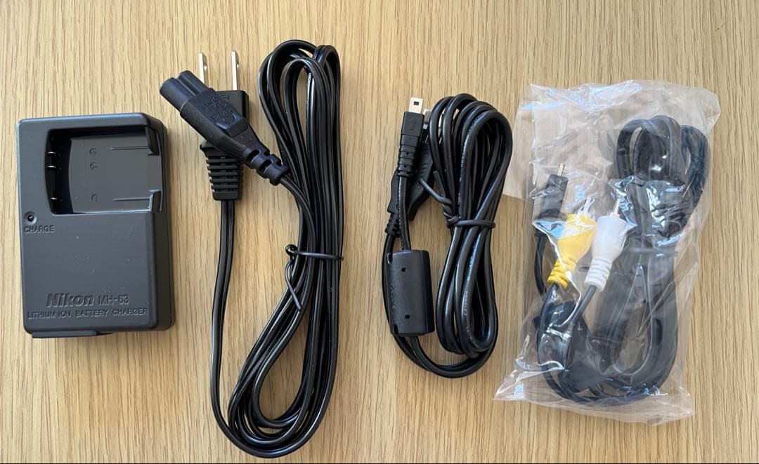 【美品】フルセットNikon COOLPIX S210 コンパクトデジタルカメラ