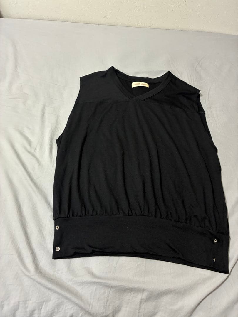 barbell object 黒 Vネック ノースリーブ ベスト