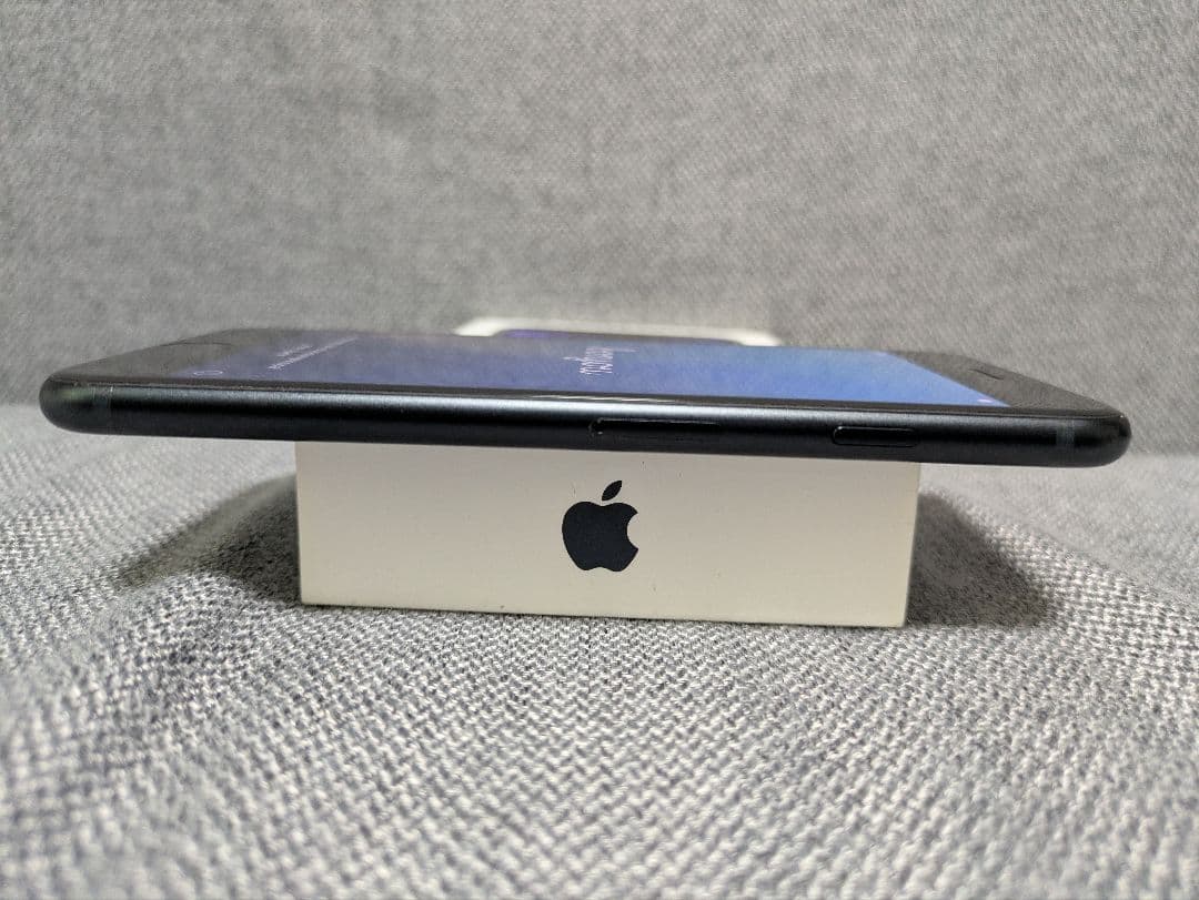 iPhone SE 128GB(第3世代) ブラック SIMフリー