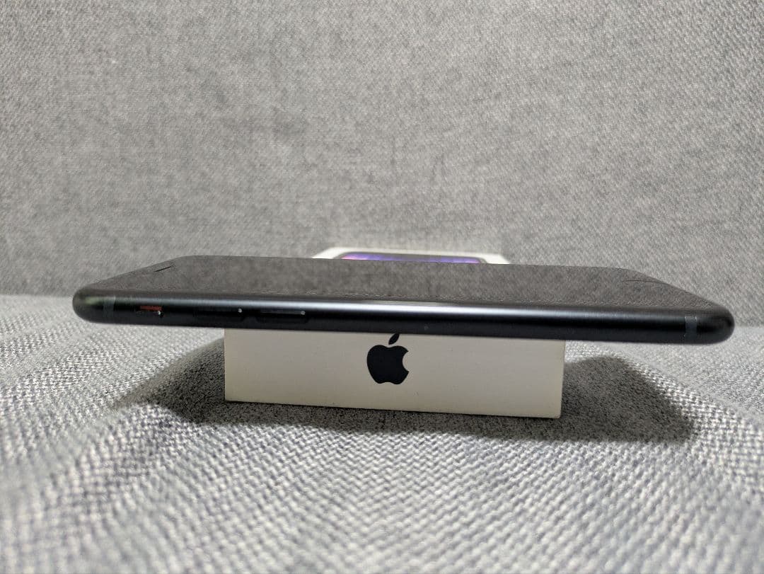 iPhone SE 128GB(第3世代) ブラック SIMフリー