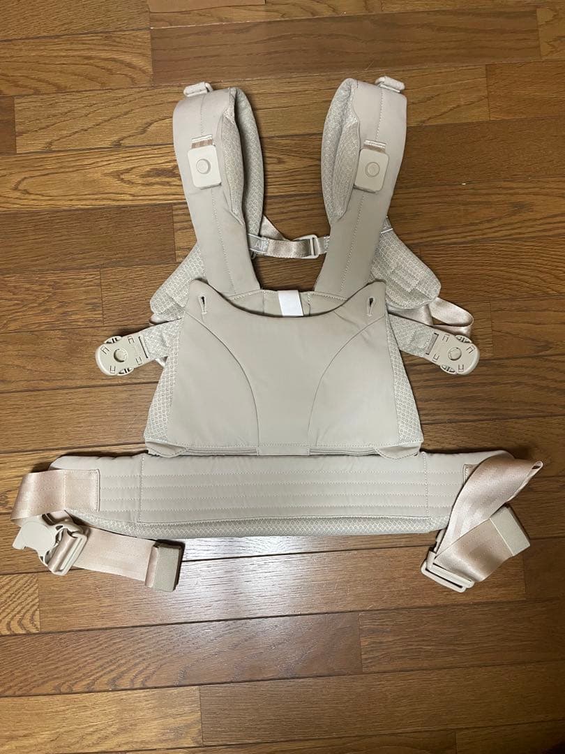 エアバギー ベビーキャリア　 サンドアッシュ