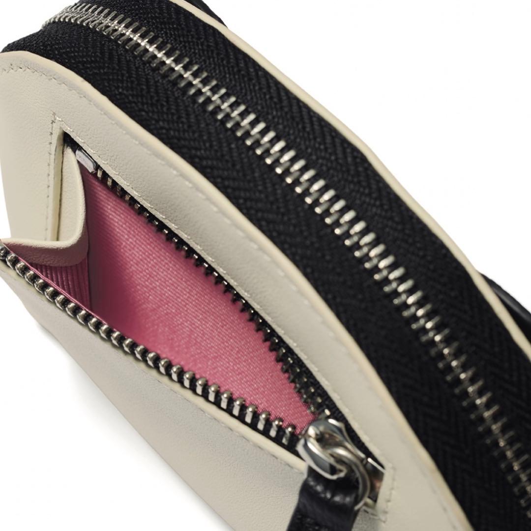 JAL機内販売限定　アンテプリマ パンダ マルチケース　チェーン　新品JAL袋付